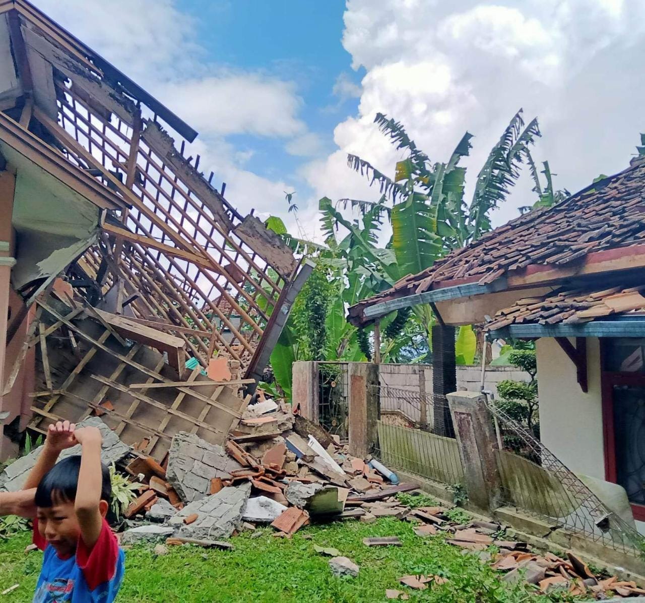 Liputan Gampong News Dampak Gempa Cianjur 162 Korban Meninggal 326